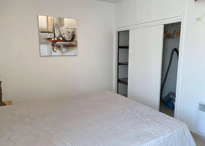 Apartmán 3 Pieces Confort Avec Loggia Fermee Et Equipements Modernes, Proche Des Thermes - Fr-1-553-208 Balaruc-les-Bains